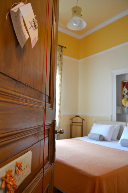 Vogiatzopoulou Guesthouse Агиос Георгиос Нилиас Стая снимка