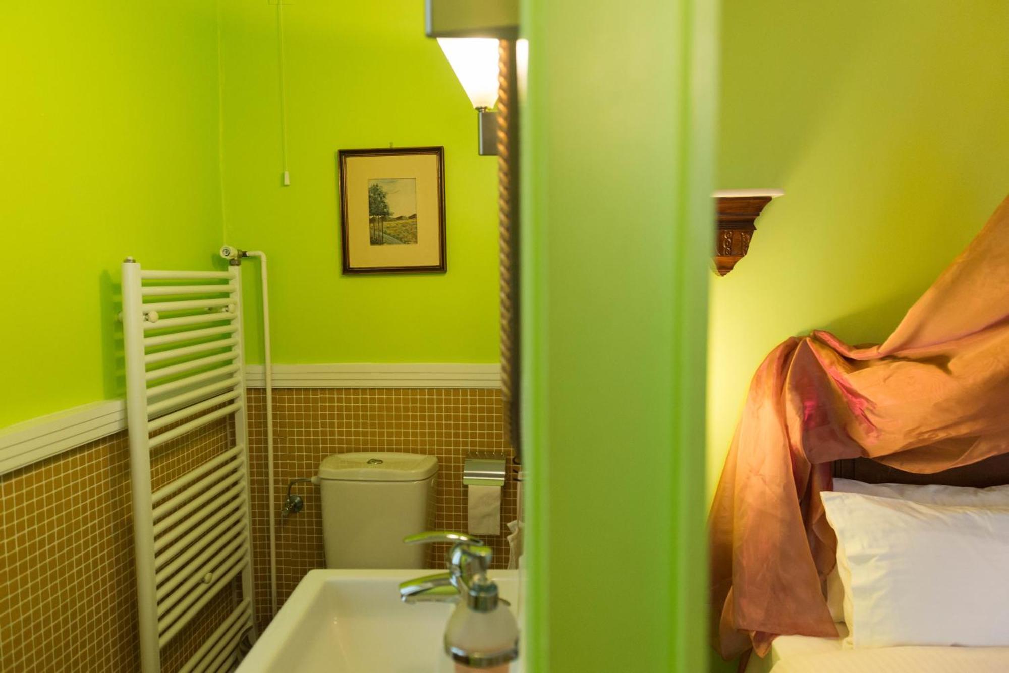 Vogiatzopoulou Guesthouse Агиос Георгиос Нилиас Стая снимка