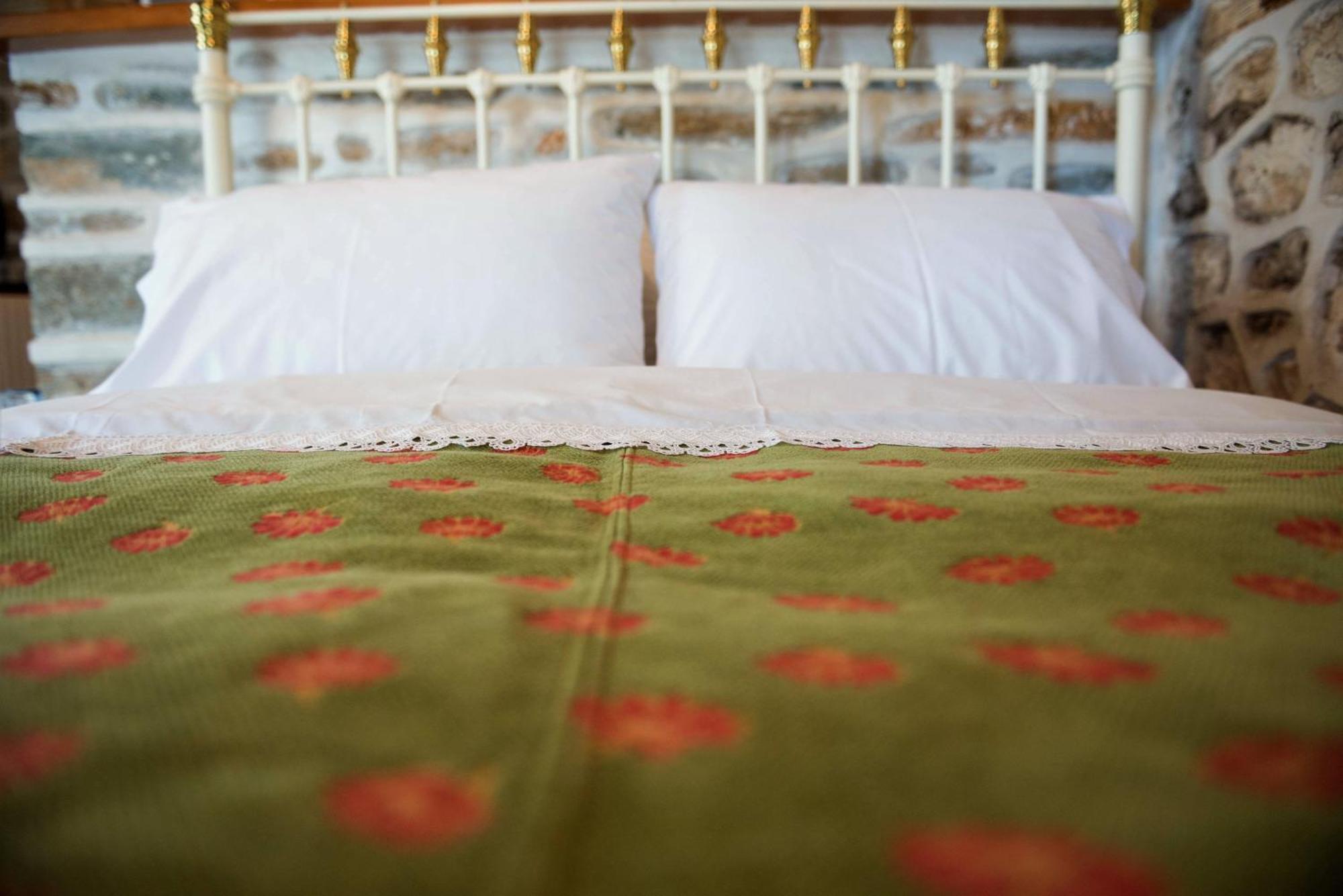 Vogiatzopoulou Guesthouse Агиос Георгиос Нилиас Стая снимка